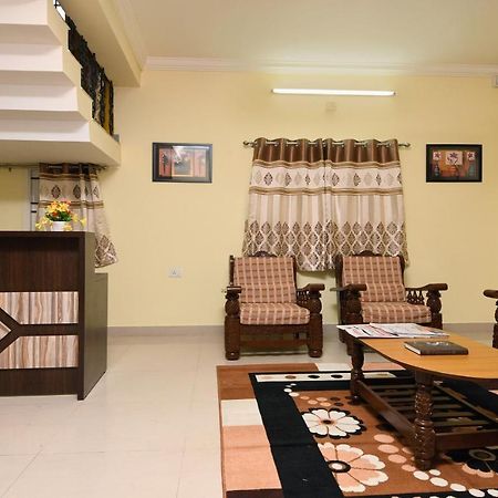 Itsy Hotels Shivaas Kuteera, 450M From Narayana Multi Speciality Hospital Bangalore Exterior photo