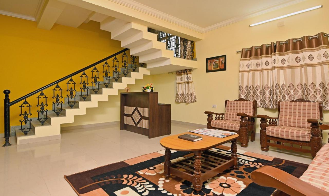 Itsy Hotels Shivaas Kuteera, 450M From Narayana Multi Speciality Hospital Bangalore Exterior photo